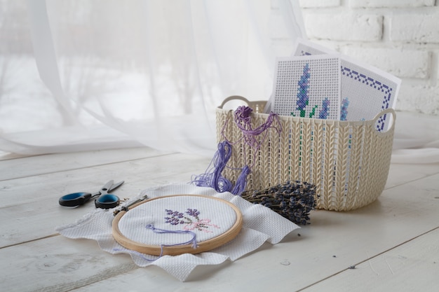 detal haftu i opakowanie prezentowe